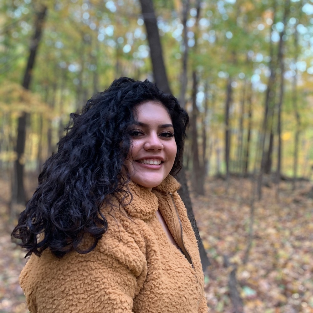 Meet your Posher, Dalia